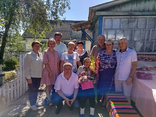 90 років Галині Іванівні Корзун з села Пулино-Гута
