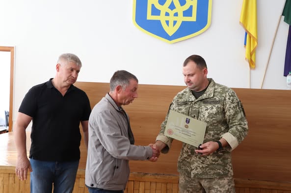 Воїн незламності: Олександр Лесів отримав відзнаку від Міністра оборони України