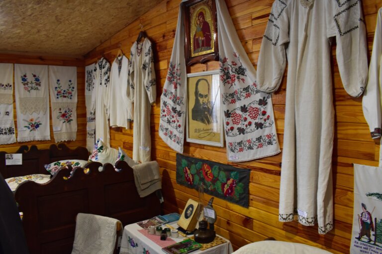 Нова культурно-туристична локація на Коростенщині – етнопростір «Скриня»!