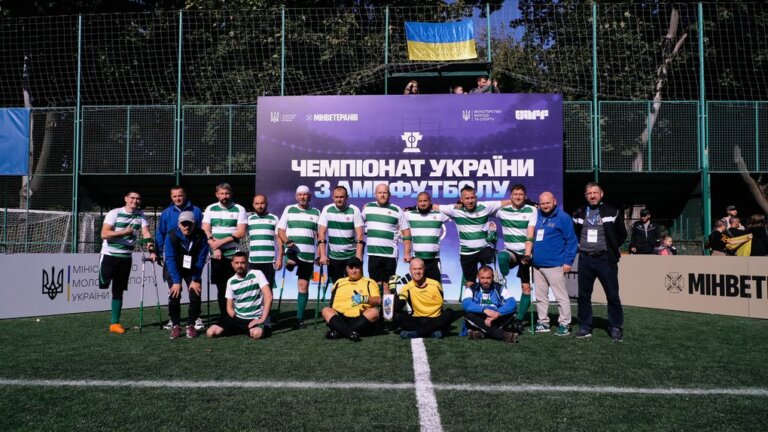 Житомирська ампфутбольна команда “Титани” зіграла у другому раунді першого Чемпіонату України з ампфутболу у Львові