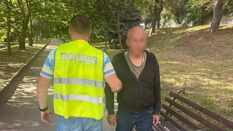У Житомирі затримали місцевого жителя за підозрою у незаконному збуті боєприпасів