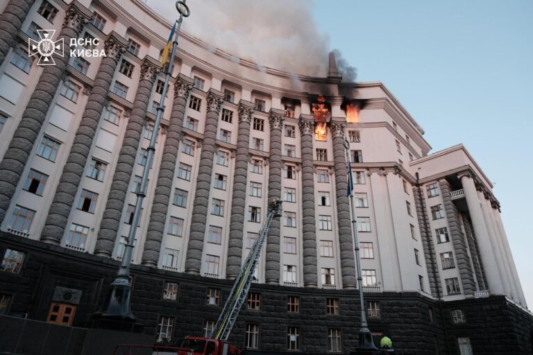 Вперше через атаку рф була пошкоджена будівля Уряду у Києві, – прем’єр-міністерка Свириденко
