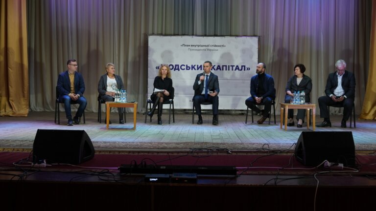 Модернізація, підтримка медиків і нові програми: у Чуднові відбулася нарада під головуванням Міністра охорони здоров’я Віктора Ляшка