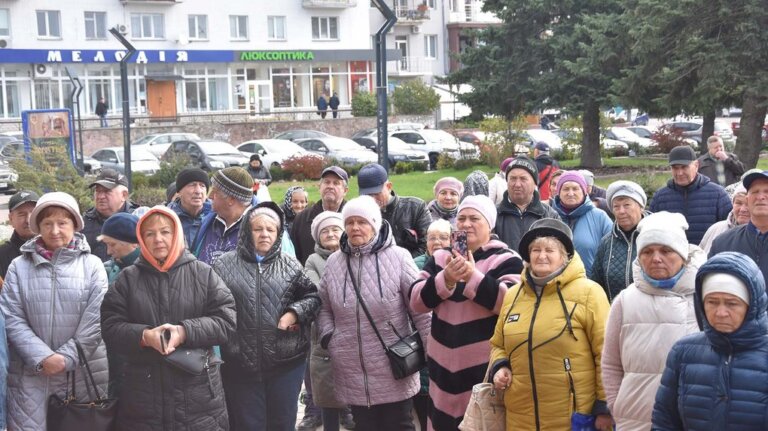 Чорнобильці Коростеня протестують проти верифікації посвідчень і невиплат допомоги