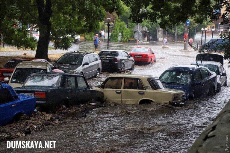 В Одесі через негоду загинуло 9 людей, серед них дитина