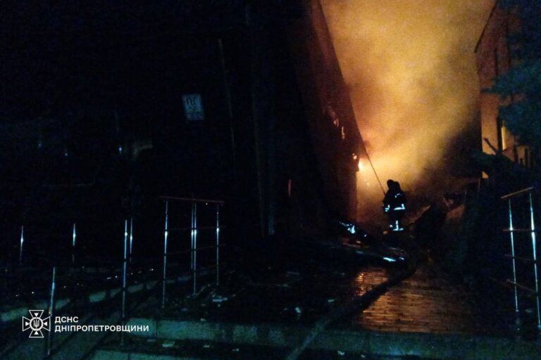 Дніпропетровщина: вночі ворог спрямовував дрони-камікадзе та артилерію по двох районах області