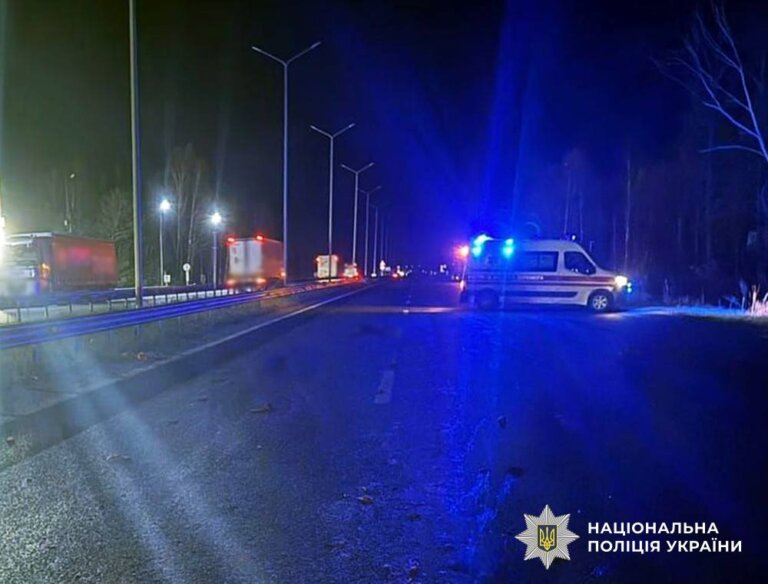 У Березівській громаді під колесами вантажівки загинув пішохід: поліцейські розпочали досудове розслідування