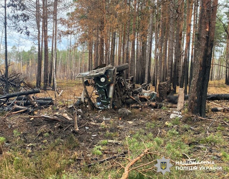 На Житомирщині поліція з’ясовує обставини двох підривів автомобілів у прикордонній зоні