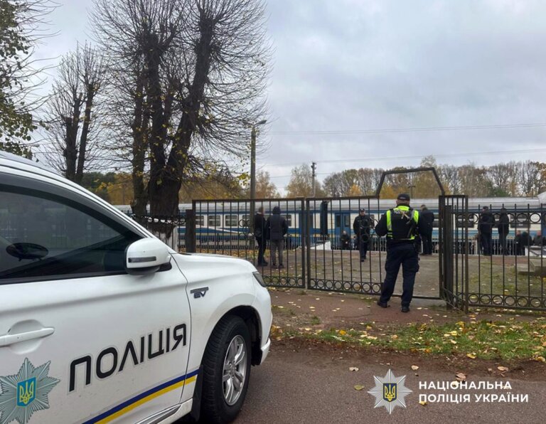 На Житомирщині поліція працює на місці вибуху на залізничному вокзалі (ІНФОРМАЦІЯ ОНОВЛЮЄТЬСЯ)