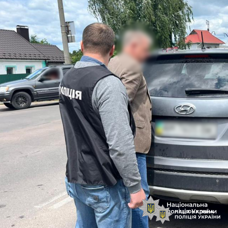 На Житомирщині поліцейські завершили розслідування хабарництва міського голови