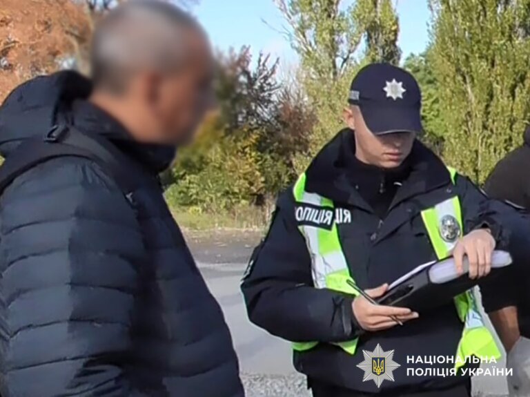 Нетверезий на робочому місці: працівник підприємства намагався відкупитися від відповідальності