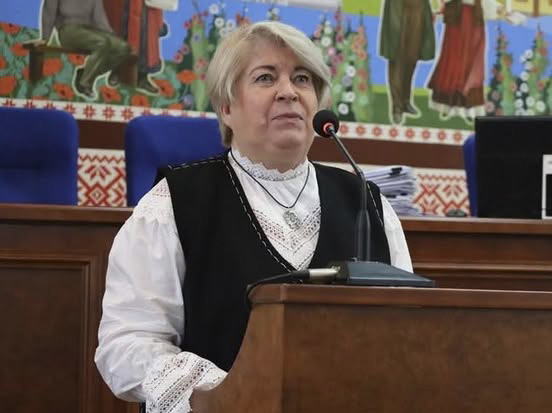 УКАЗ ПРЕЗИДЕНТА УКРАЇНИ: Капчинській Ларисі Антонівні присвоєно почесне звання «Заслужений працівник освіти України»