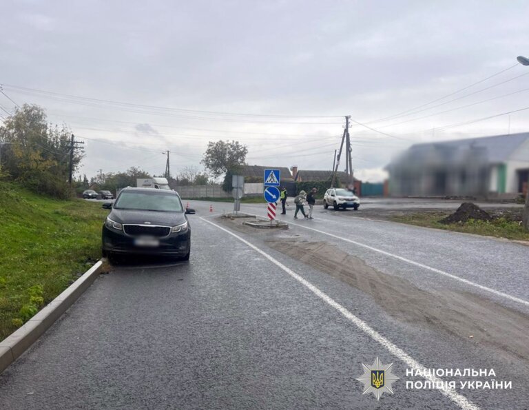 Слідчі просять відгукнутися свідків ДТП з травмуванням велосипедиста в Любарській громаді