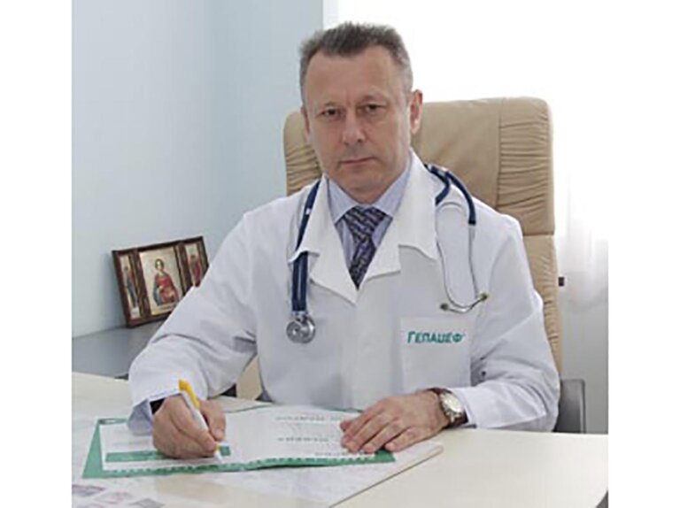 Вітаємо з Днем народження Сергія Хвелося — лікаря, що повертає людям життя і надію