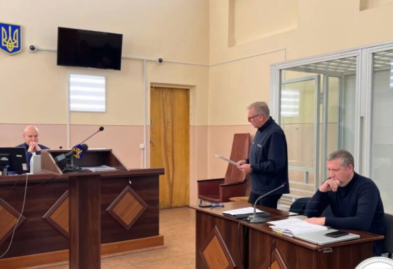 Мер Бердичева не визнав вину у хабарі $2000