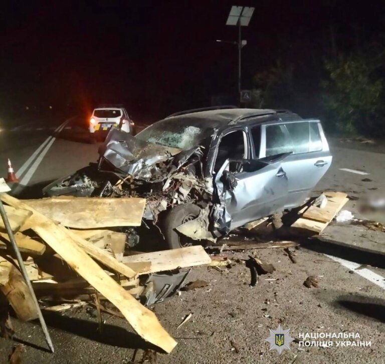 У передмісті Житомира в ДТП травмовано двох чоловіків: поліція встановлює обставини