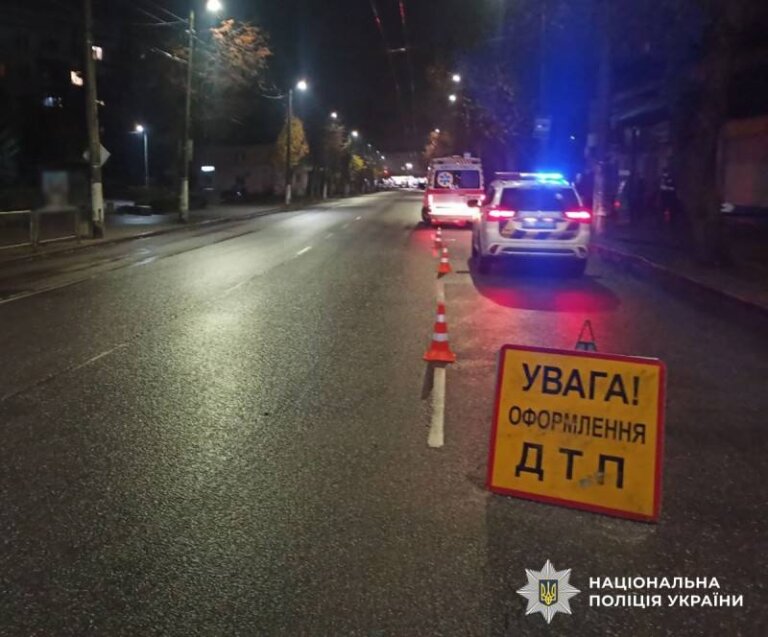 У Житомирі поліцейські затримали водія мотоцикла, який нетверезим вчинив смертельну ДТП