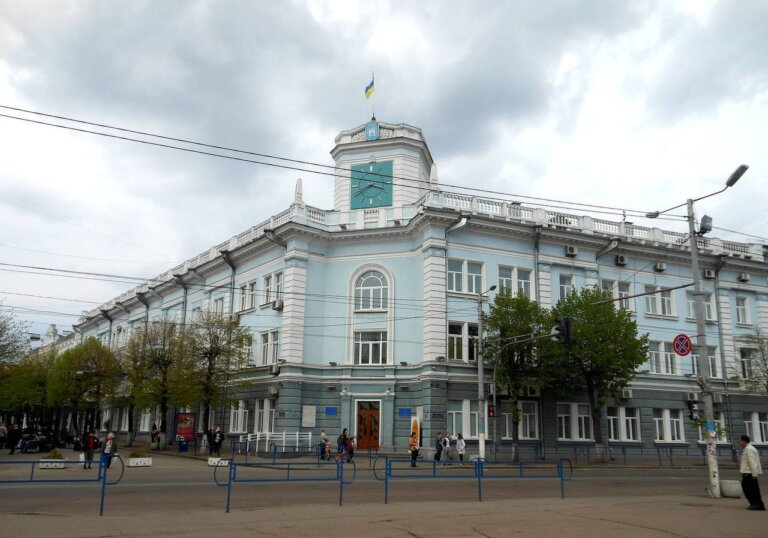 Увага пасажирів! Змінено місце зупинки «Вулиця Покровська»