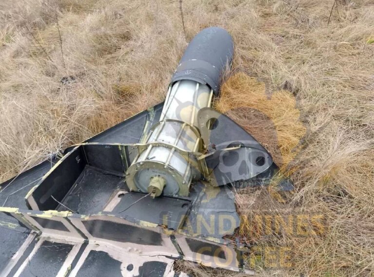 Зафіксували «шахед» із подвійною бойовою частиною вагою 100 кг, — повідомив Флеш