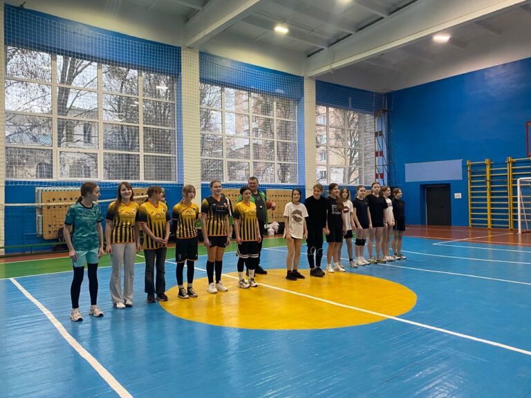 #плічопліч: Гандбол у Ліцеї № 33 об’єднав команди ліцеїв Житомира