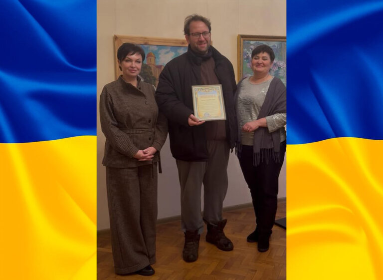 Благодійники передали генератор та багатофункціональний принтер до Літературного музею