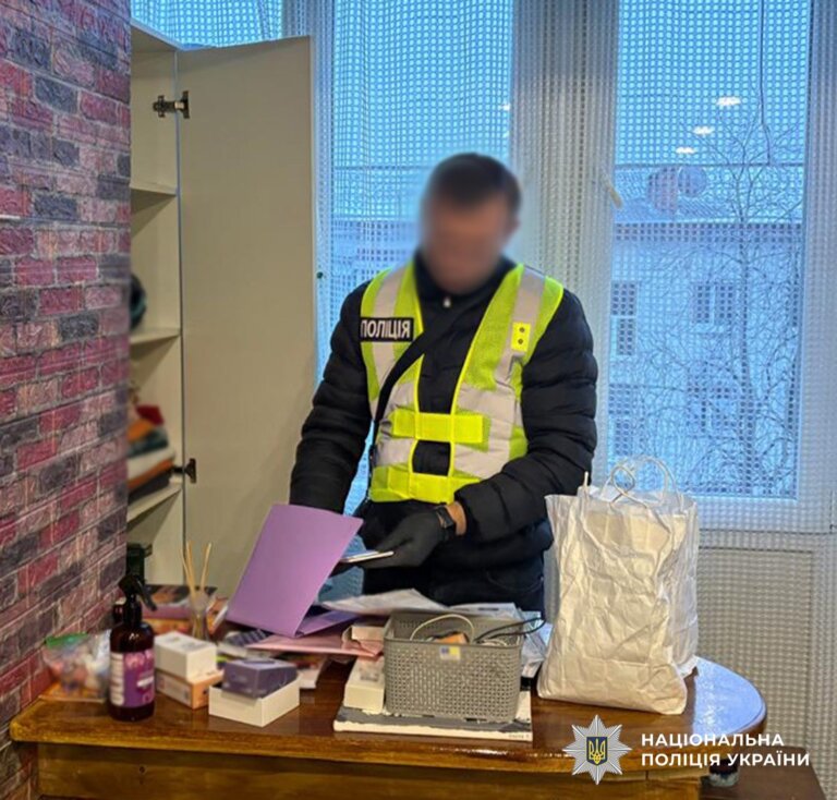 Поліцейські Житомирщини завершили розслідування шахрайства з «працевлаштуванням» на морських суднах