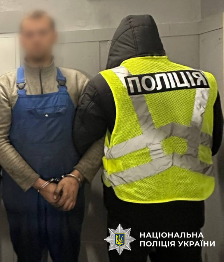 У Києві судитимуть житомирянина, який, виконуючи завдання псевдоправоохоронця, підпалив поштове відділення у столиці
