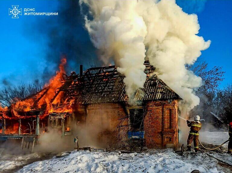 Під час ліквідації пожежі в житловому будинку рятувальники виявили тіло дитини