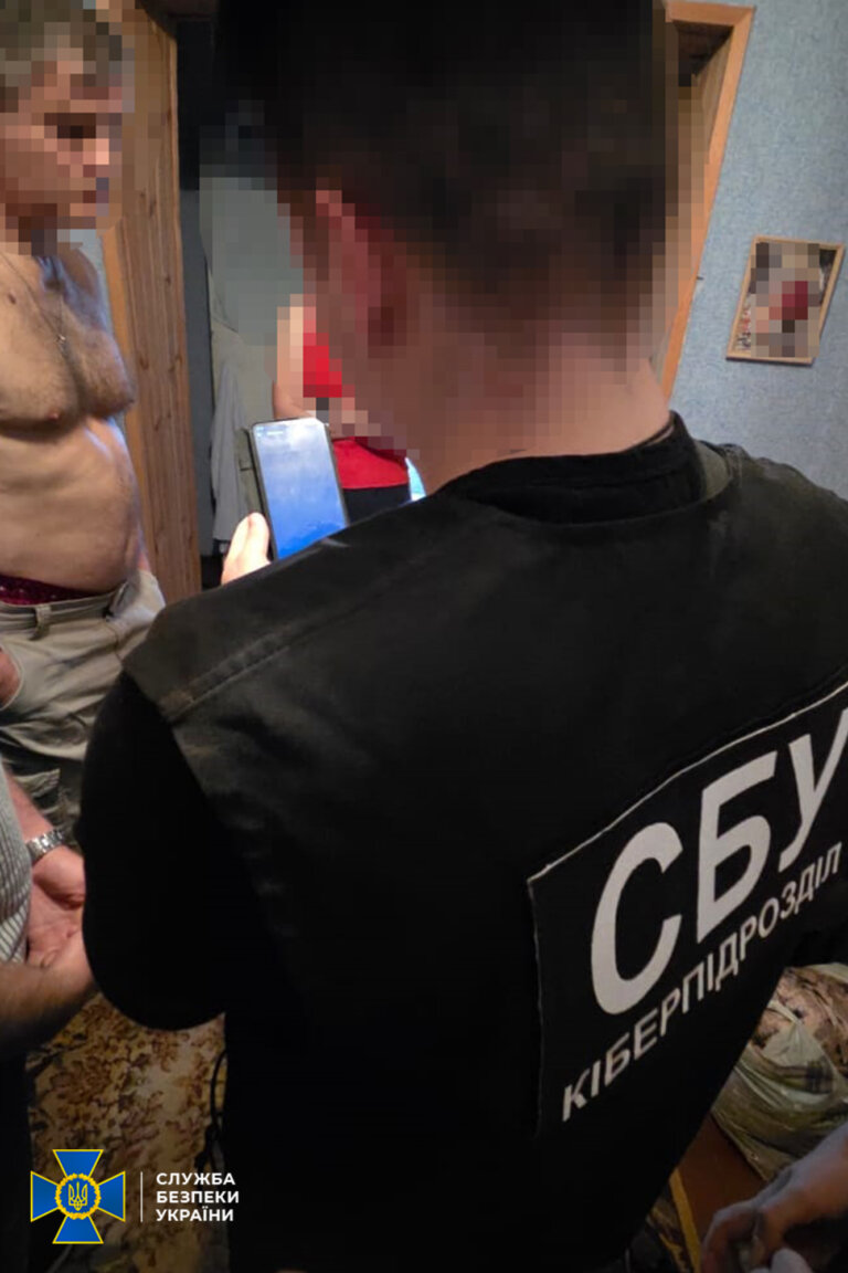 На Житомирщині СБУ повідомила про підозру колишньому дитячому тренеру, який підбурював до захоплення державної влади в Україні