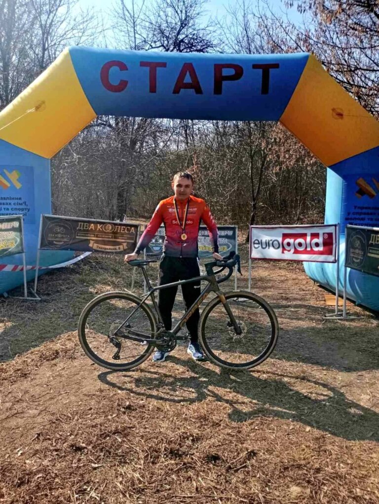 Ярослав Харченко – абсолютний чемпіон України з велоспорту в індивідуальній гонці!