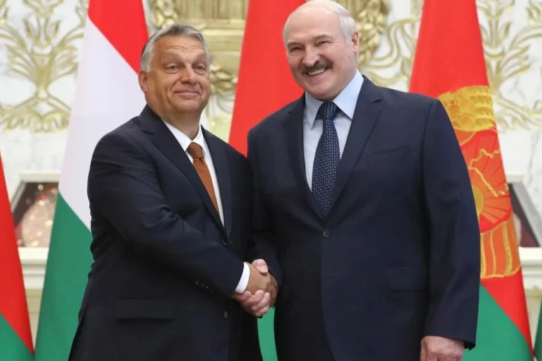 Вадим Денисенко: Москва відкрила другий фронт. В Будапешті та Мінську