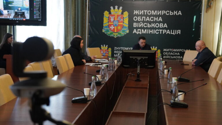 Віктор Градівський: продовжуємо роботу над покращенням умов проживання ВПО на Житомирщині