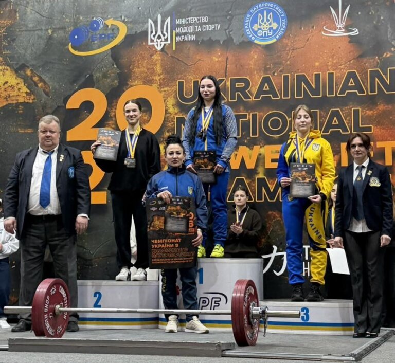Бердичівлянка Єлизавета Свідерська — чемпіонка України з пауерліфтингу