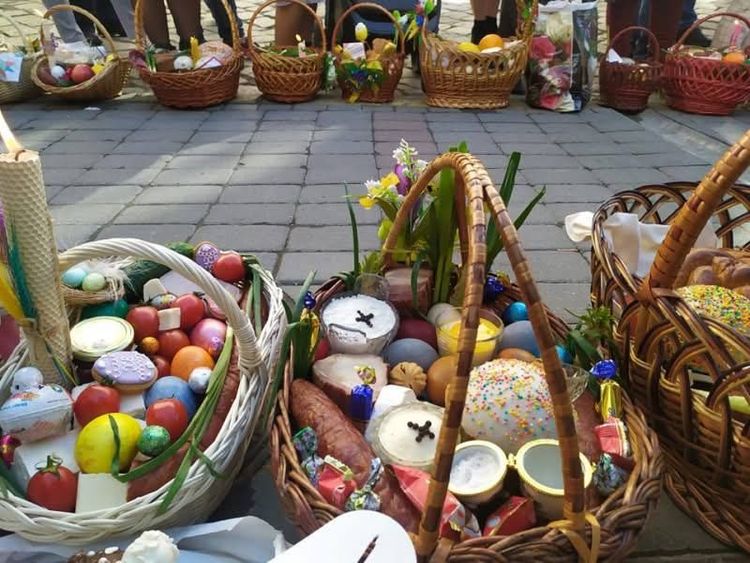 Великодні богослужіння у Житомирі: нічних служб не буде