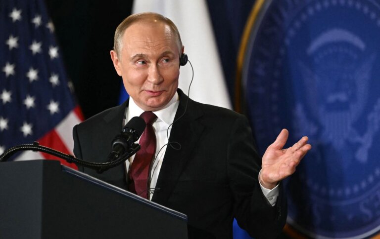 путін вирішив оголосити про припинення вогню у зв’язку з майбутніми святами на честь Дня Перемоги, режим буде діяти з 8 по 9 травня, — російські ЗМІ