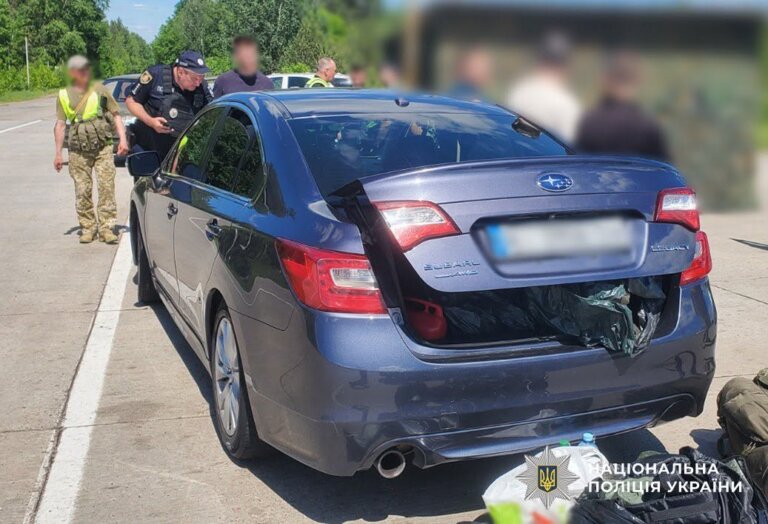 На Коростенщині поліцейські затримали підозрюваного в сприянні незаконному перетину кордону військовозобов’язаними