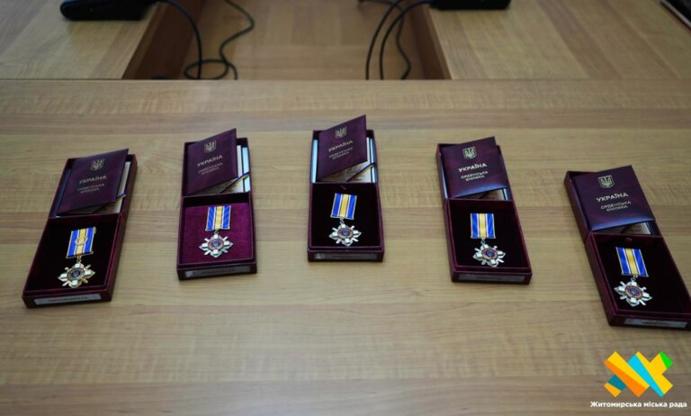 Державні нагороди передали рідним загиблих Героїв