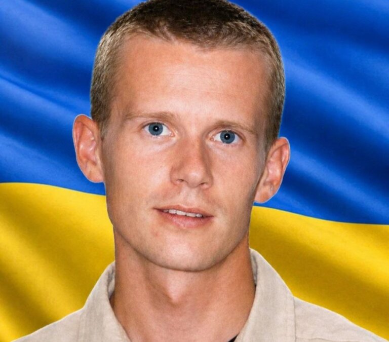 Оліївська громада прощатиметься з захисником України Русланом Біденком