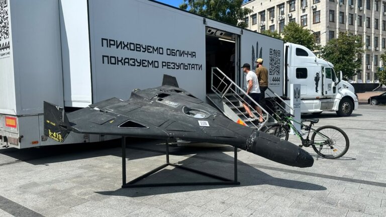 У Житомирі показали симулятор FPV-дрона спецоперації СБУ «Павутина»