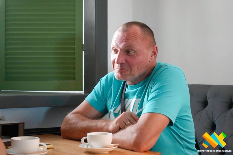 «В їдальню попід руки вели, бо ребра були поламані…» — морпіх Андрій Кузьмін про пережите в російських застінках