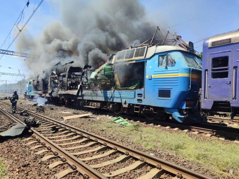 Окупанти вдарили по поїзду «Київ — Запоріжжя»
