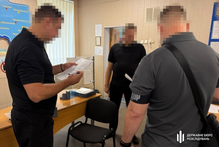 «Чистий четвер» для ТЦК: ДБР проводить слідчі дії у ТЦК по всій країні, – УП