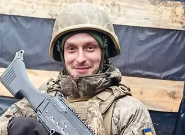 На щиті повернувся Герой-Захисник Петро Новаківський
