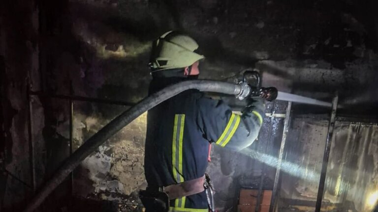 Нічна пожежа на підприємстві у Коростишеві — є загиблий