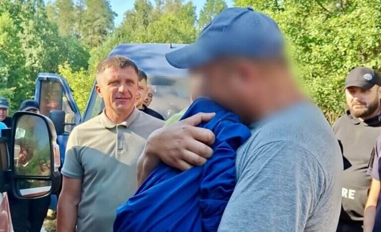 Сьогодні сталося те, на що всі так чекали. Маленького Макара знайдено живим та неушкодженим.