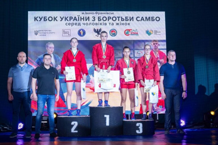 Спортсмени Житомирщини здобули 9 медалей на Кубку України з боротьби самбо