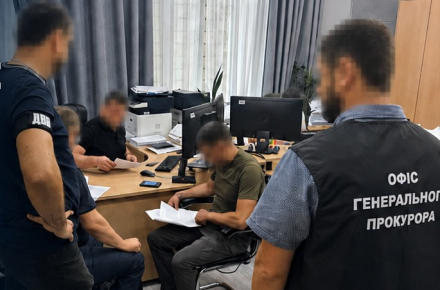 Мільйонні статки на Житомирщині: екскерівника логістики Повітряних сил підозрюють у незаконному збагаченні