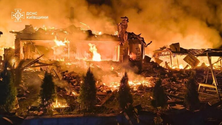 На Київщині внаслідок атаки рф загинули 3-річний хлопчик та його бабуся і дідусь – розпочато розслідування